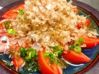 Amera番茄和芥末青菜配幹dried魚片