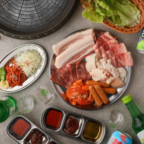 ★大人気★サムギョプサル食べ放題90分1,980円♪＋1000円(税込)でアルコール飲み放題！