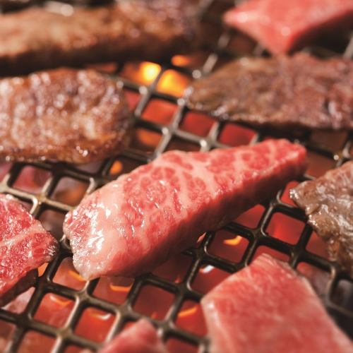 Yakiniku井上立川商店，自豪的A5级最好的日本黑牛肉☆请体验日本黑牛肉脂肪的原始味道和甜度。