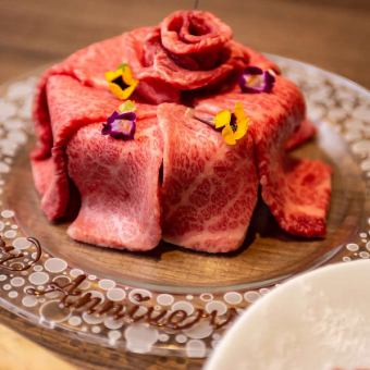 【お誕生日・記念】乾杯スパークリング・肉ケーキ仕立て盛り合わせ　アニバーサリーコース7500円