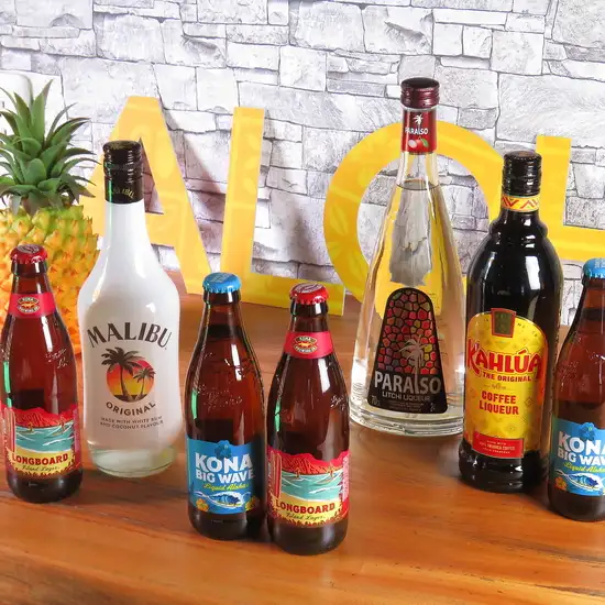 Kona beer and authentic Hawaiian food.A grown-up's hideaway where you can relax in a pleasant breeze.