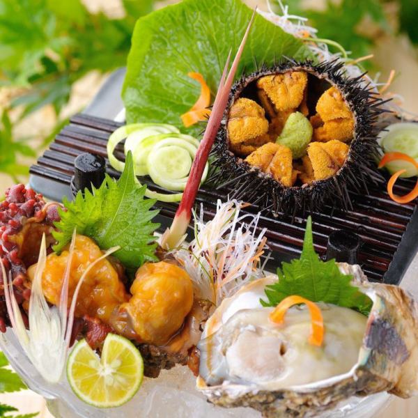 We offer a course with all-you-can-drink local sake and seasonal cuisine, as well as an all-you-can-drink daytime course.