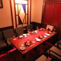 Private rooms [4 tables, 5 tables] (each 6 people) x 2 rooms, maximum 12 people