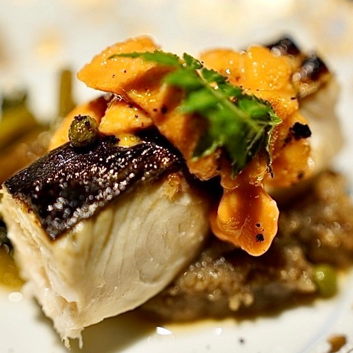 请尽情享用我们采用当季食材烹制的原创菜肴。