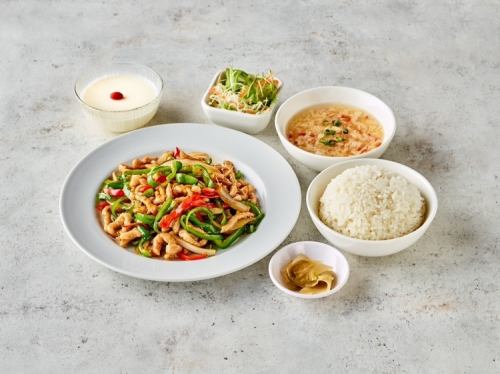 【人気】青椒肉絲定食