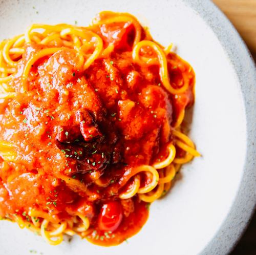 Arrabita made with carefully selected tomatoes