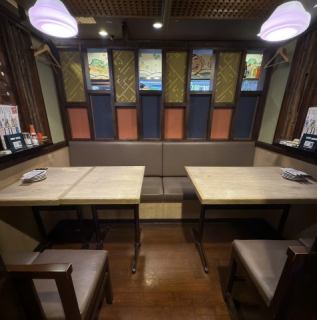 完全個室テーブル席、4名席　4部屋ご用意。接待利用などオススメです
