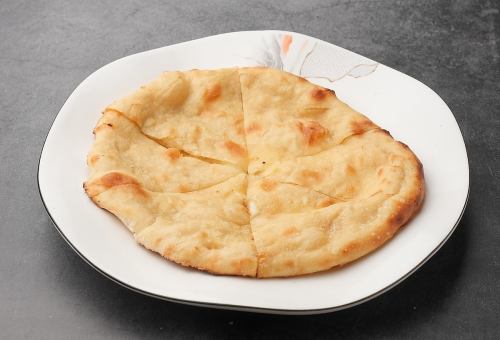 チーズナン