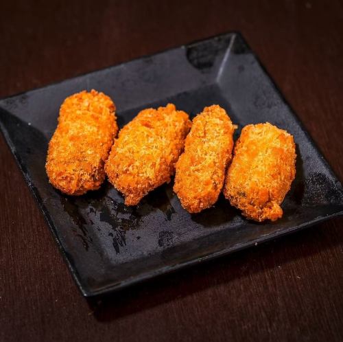 カキフライ/タコの唐揚げ/カマンベールチーズフライなど