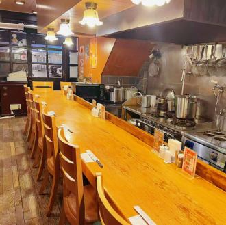 【1樓】歡迎獨自用餐!提供輕飲和套餐