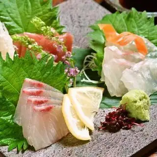 ◆3080日元(含税)套餐◆ 共包含9道菜,例如“3种京都风味小菜”和“3种刺身拼盘”(仅食物)