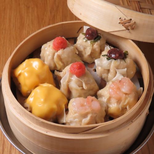Carefully crafted shumai and seasonal delicacies.All of them have a flavor that makes you want to drink alcohol.
