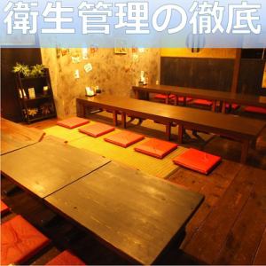 You can enjoy plenty of meals in the calm atmosphere of the restaurant! We have tatami seats where you can relax.