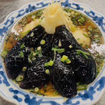揚げ餅と茄子のそば出汁がけ