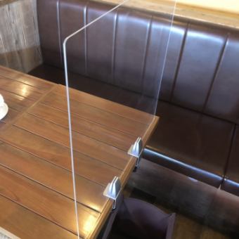 [Sofa table] ★ Acrylic board is installed on each table ★ Sofa table seats that can be used for a wide range of purposes such as girls-only gatherings, moms-only gatherings, and birthdays.