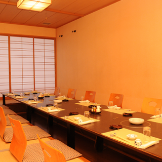 [Shobu] It is often used for ceremonies and class meetings.《Tatami 16 tatami mats, digging pits, 12-14 people》