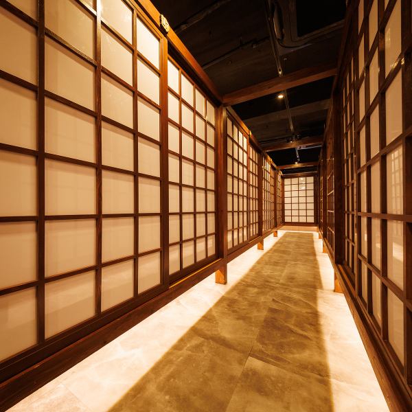 全席完全個室！2名様～100名様迄個室でご案内可能！お客様にぴったりのお席でご案内します♪落ち着いた雰囲気の当店の個室空間は接待、デート、合コン、女子会、各種ご宴会、シーンを選ばずご利用いただけます♪