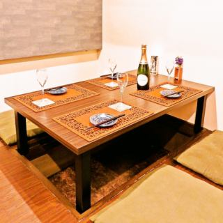 The private room with a sunken kotatsu in the back can accommodate up to 10 people.