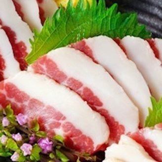 [2 hours all-you-can-drink included] 3 types of horse sashimi & authentic handmade yakitori platter [15 dishes in total] 4,500 yen (tax included) course