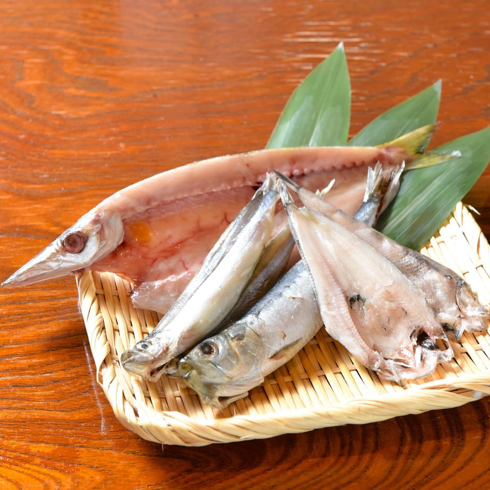 串物や海鮮を炉端焼で！お酒とご一緒にぜひご堪能下さい！