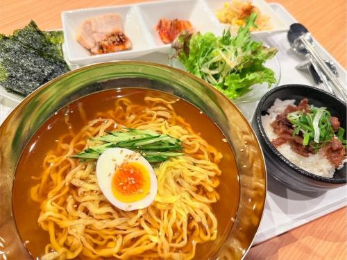 韓国風冷やしラーメン