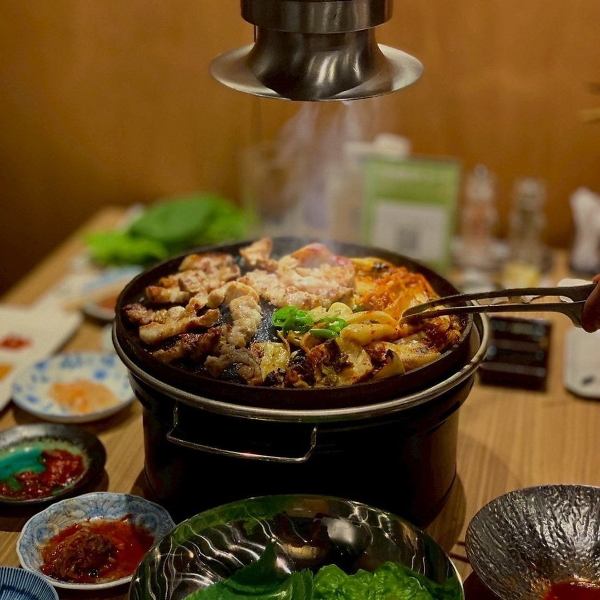 結旨豚が食べ放題！心ゆくまでサムギョプサルを堪能する「無限サムギョプサルコース」