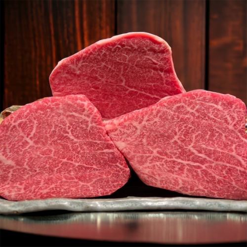 메인 요리는 엄선한 일본 쇠고기!