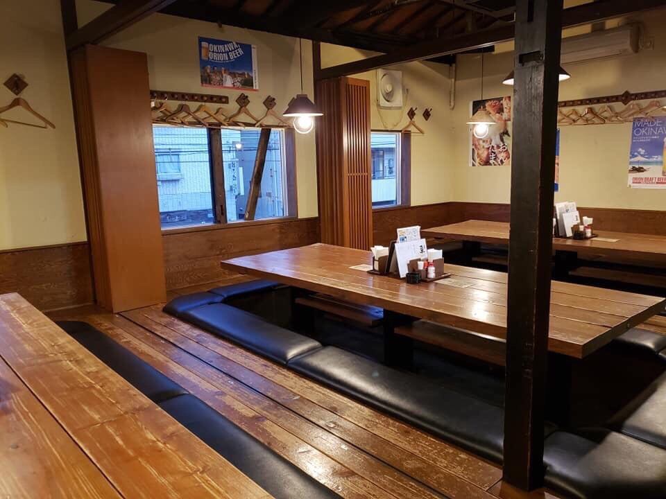 2階掘りごたつ席ございます。宴会にも◎