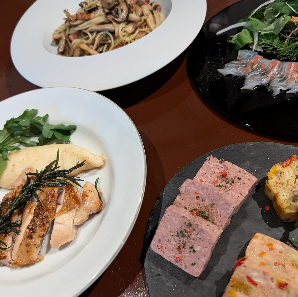 【역치카!】오기쿠보역에서 도보 1분!이탈리안이나 프렌치를 맛있는 와인과 함께.