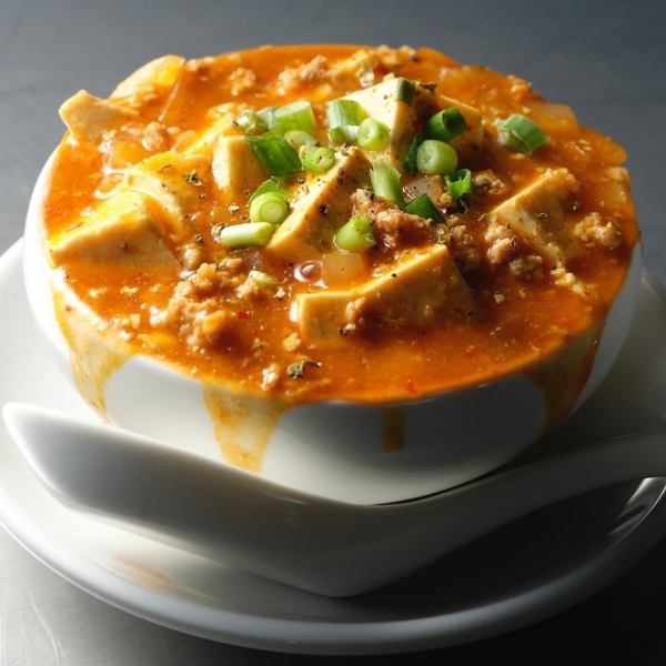 【大人気】シュチニクリンへ来たらこれ！こぼれ麻婆豆腐（税込）900円