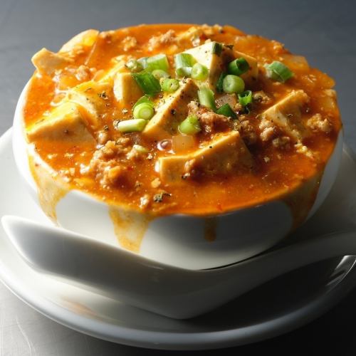 【大人気】シュチニクリンへ来たらこれ！こぼれ麻婆豆腐（税込）900円