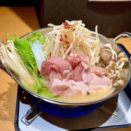 Super value!! Enjoy chicken hotpot and special skewers for 3,000 yen (tax included)