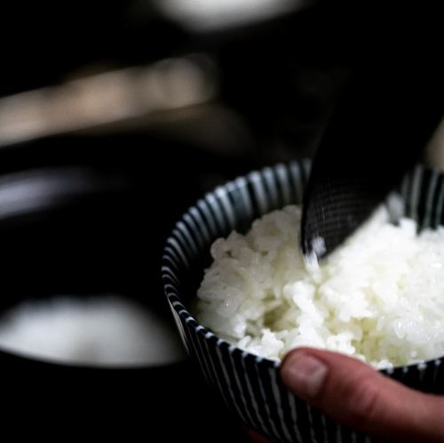 「蘭越産ななつぼし」を使用した土鍋ご飯