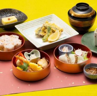 【下午1:30前入场可获赠一杯饮料!恋城三层便当】充满季节风味的便当