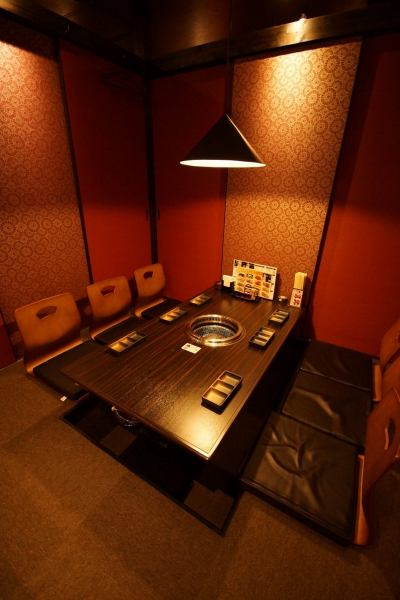 お仕事終わりのサク飲みや、ご友人同士でのお食事会、会社宴会などの各種ご宴会にも！『焼肉五苑』で美味しいお肉とお得なビールをお楽しみ下さい★