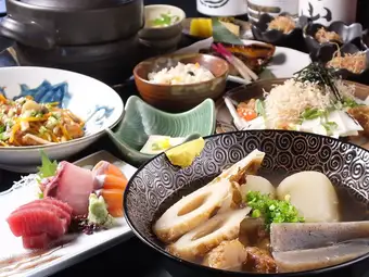 10月起：【蓮華】5000日元，八海山清酒暢飲！在輕鬆的氛圍中享用刺身、關東煮和時令日式料理。