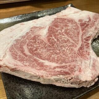 《飲み放題2時間付》お得なTボーン・Lボーンセット※Tボーン・Lボーン単体の料金がかかります。