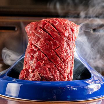 多彩な部位と味付けで楽しむ“熟成肉の世界”