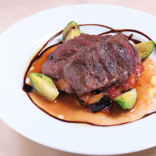 牛ハラミのペッパーステーキ