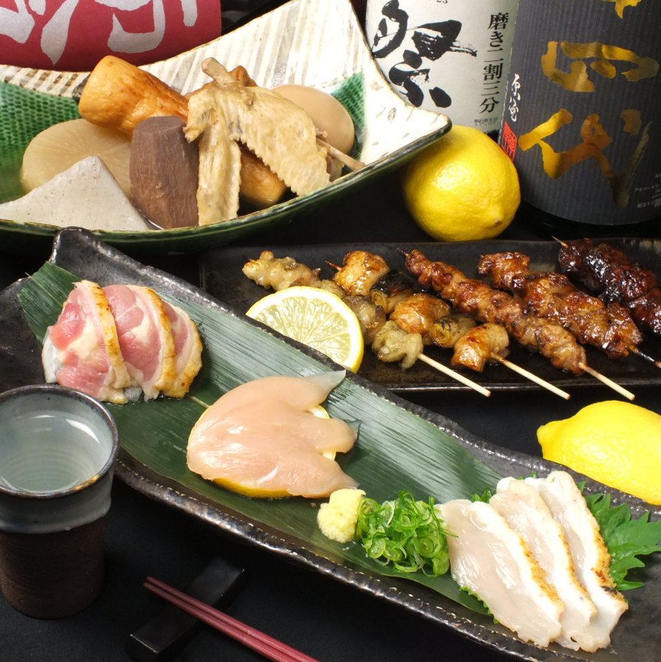 Chicken and fish cake and delicious sake.We have a selection of sake all over the country.