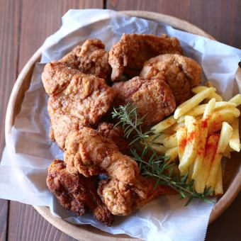 [3 hours all-you-can-drink included] "Weekday only easy course, homemade fried chicken, etc." <6 dishes total> 2750 yen