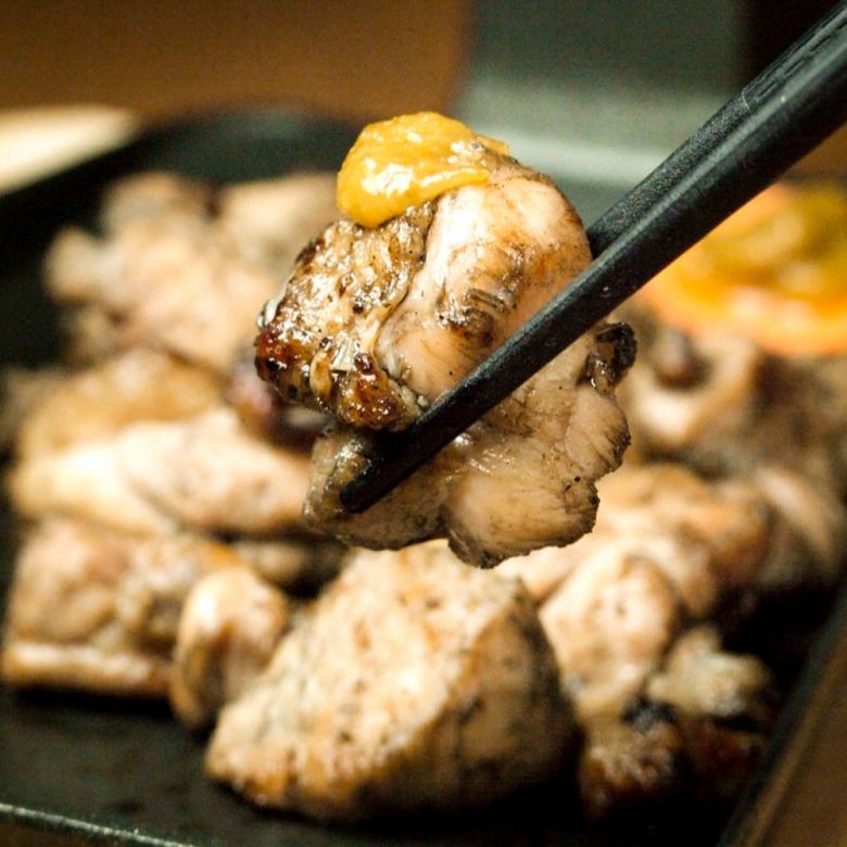 Charcoal-grilled Daisen chicken thigh