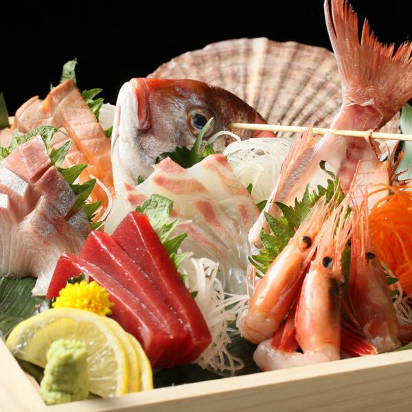 Assortment of 3 kinds of sashimi and charcoal-grilled chicken "Kyo no Sora" 3 hours all-you-can-drink + 8 dishes 5,480 yen ⇒ 4,380 yen