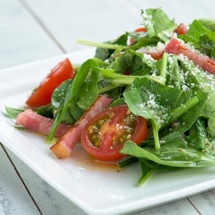 Spinach and bacon salad