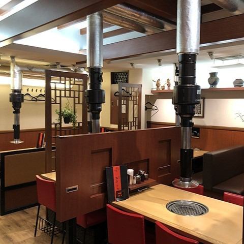 昼も夜もにぎわっている駅前店！いつでも柔らかお肉を堪能できる！10～14名宴会可能！