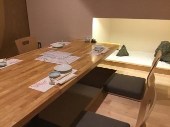 4名用の完全個室席（掘りごたつ席）を2卓ご用意。1月ニューオープンの安心安全完全個室のお店です！日本酒の種類が豊富で大人が集うしっぽり楽しめるお店となっております！ぜひごゆっくりお過ごし下さい。
