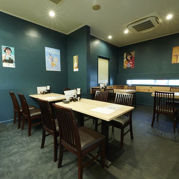 【貸切】同窓会や二次会、大人数でのパーティーにも対応可能です。最大40名様までご利用いただけ、周りの目を気にせずワイワイ盛り上がっていただけます。お得な飲み放題付きコースも各種ご用意しておりますので、ご予算や目的に合わせてお選びいただけます。