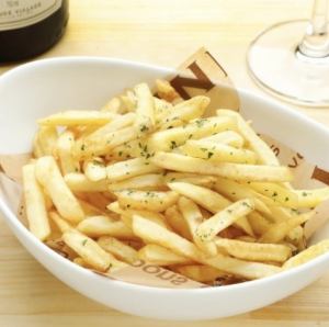 ガーリックフライドポテト