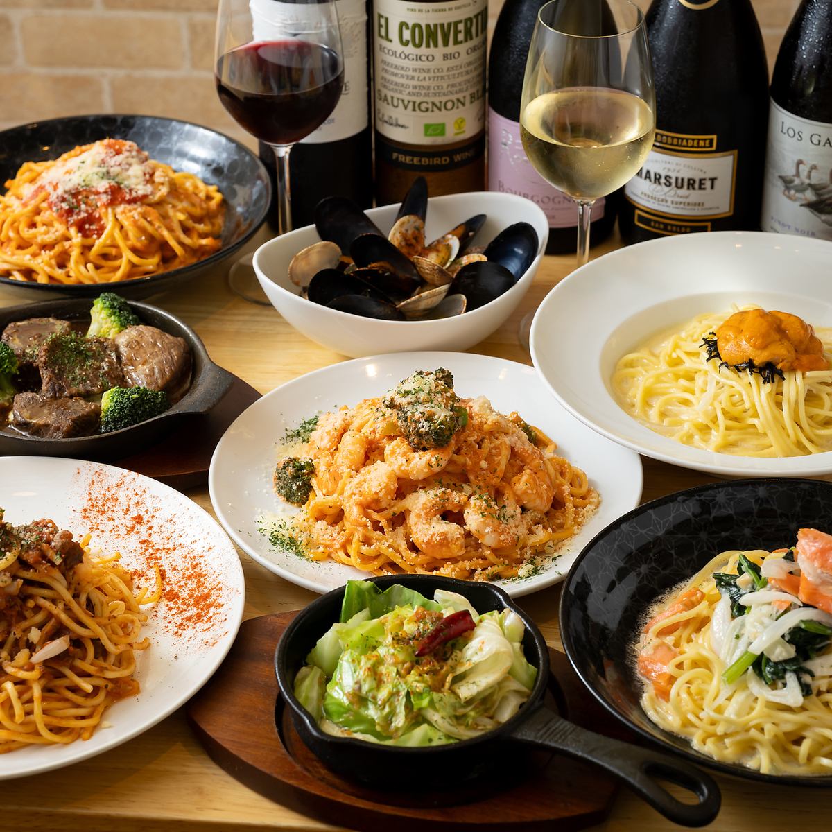 ワインや自慢の料理を楽しめる多彩なコース