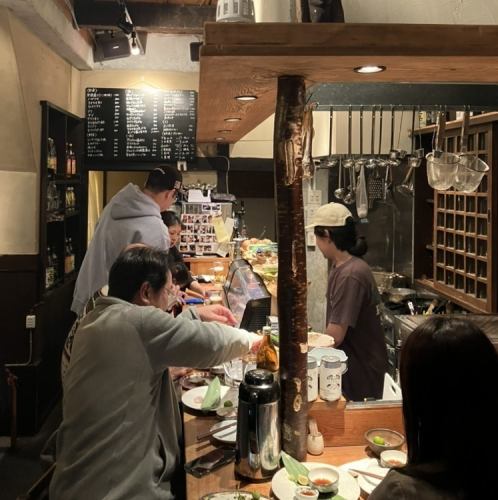 カウンター席あります